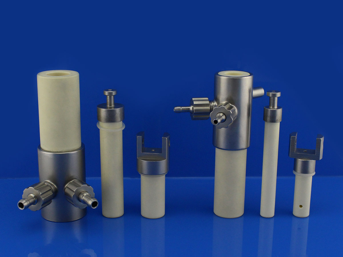 INNOVACERA 1-5 ml High Precision Meteing Zirconia Or Alumina Valveless Ceramic Piston Pump